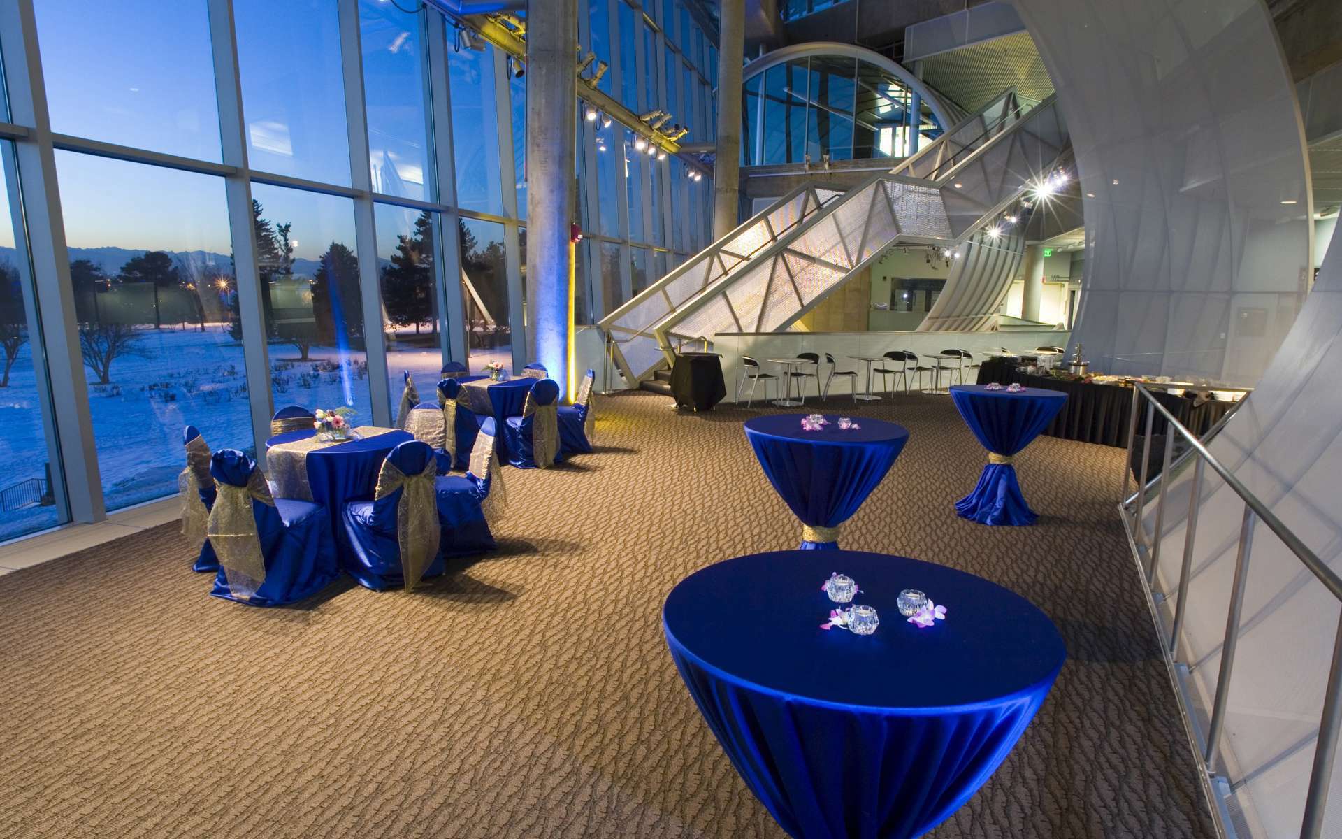 Spratlen Lounge / West Atrium - Level 2